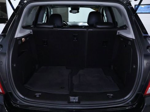 Used 2021 Chevrolet Trax LT image 13