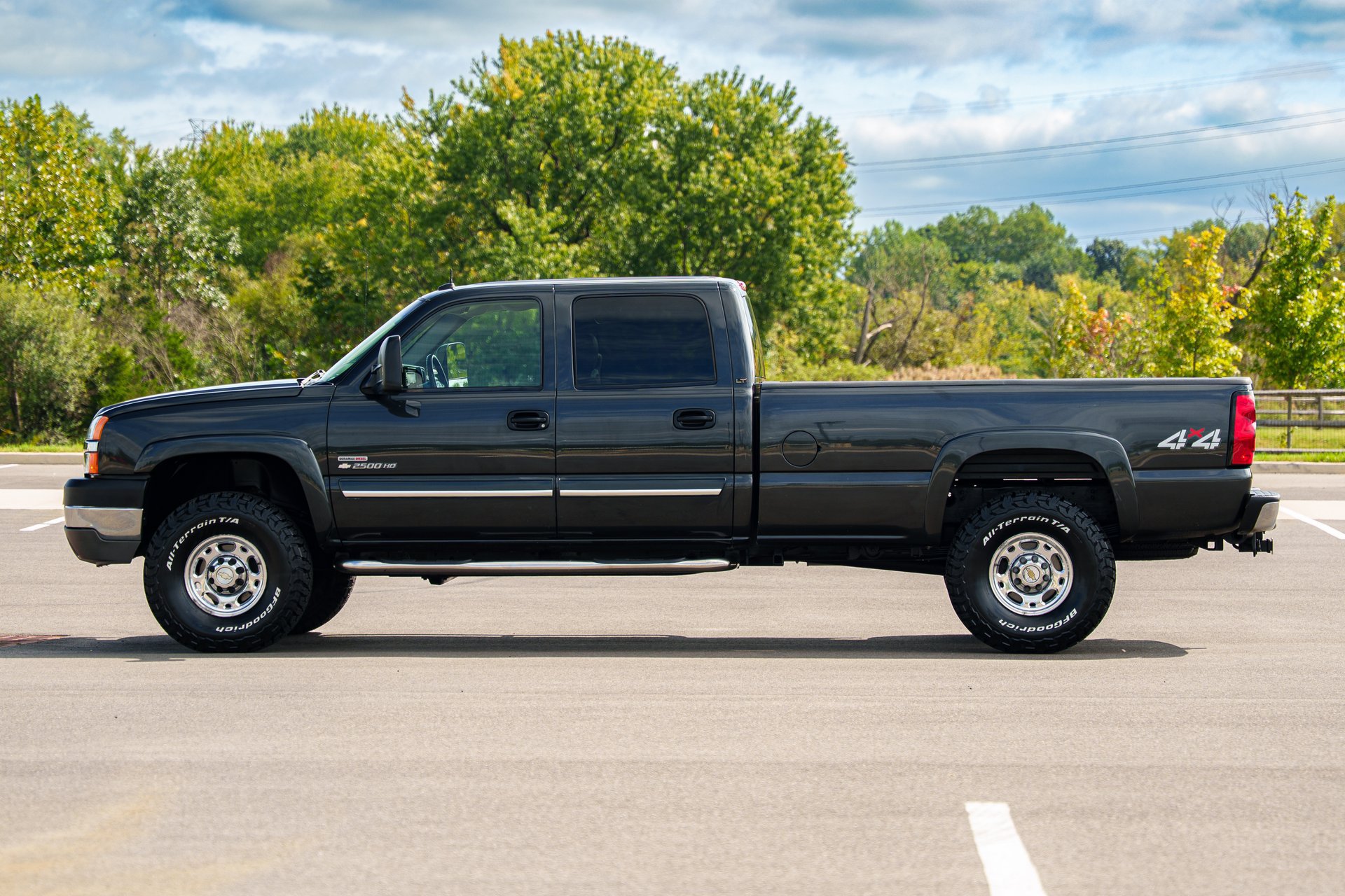 Used 2003 Chevrolet Silverado 2500 LT AWD/4WD image 8