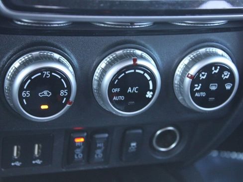 Used 2020 Mitsubishi Outlander Sport ES image 36