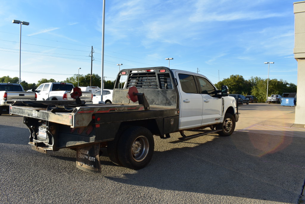Used 2023 Ford F350 Lariat w/ Lariat Ultimate Package AWD/4WD image 5