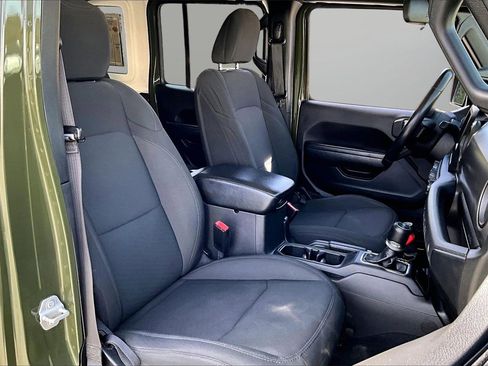 Certified 2022 Jeep Wrangler Sport S image 22