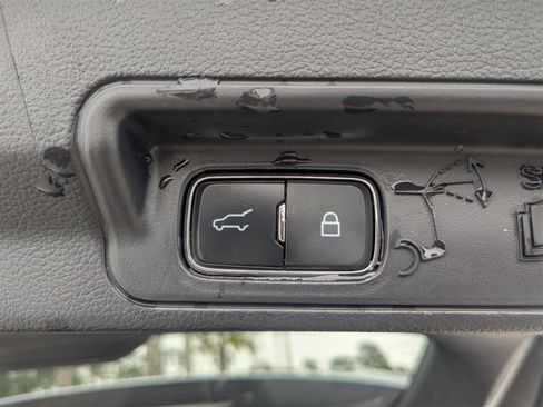 Used 2024 Ford Explorer XLT w/ Equipment Group 202A image 14