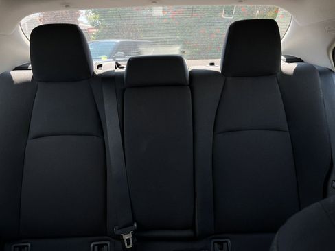 Used 2025 Toyota Corolla LE FWD image 38