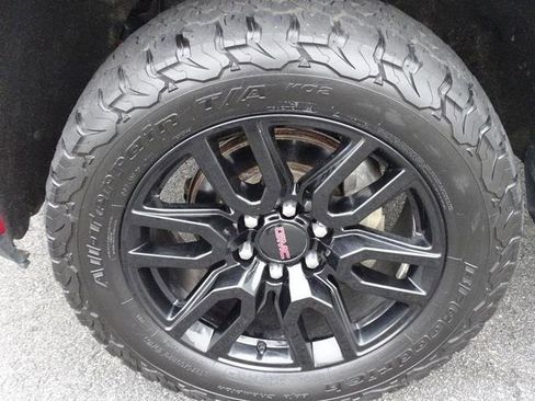 Used 2022 GMC Sierra 1500 Elevation w/ LPO, Elevation Black Package image 28