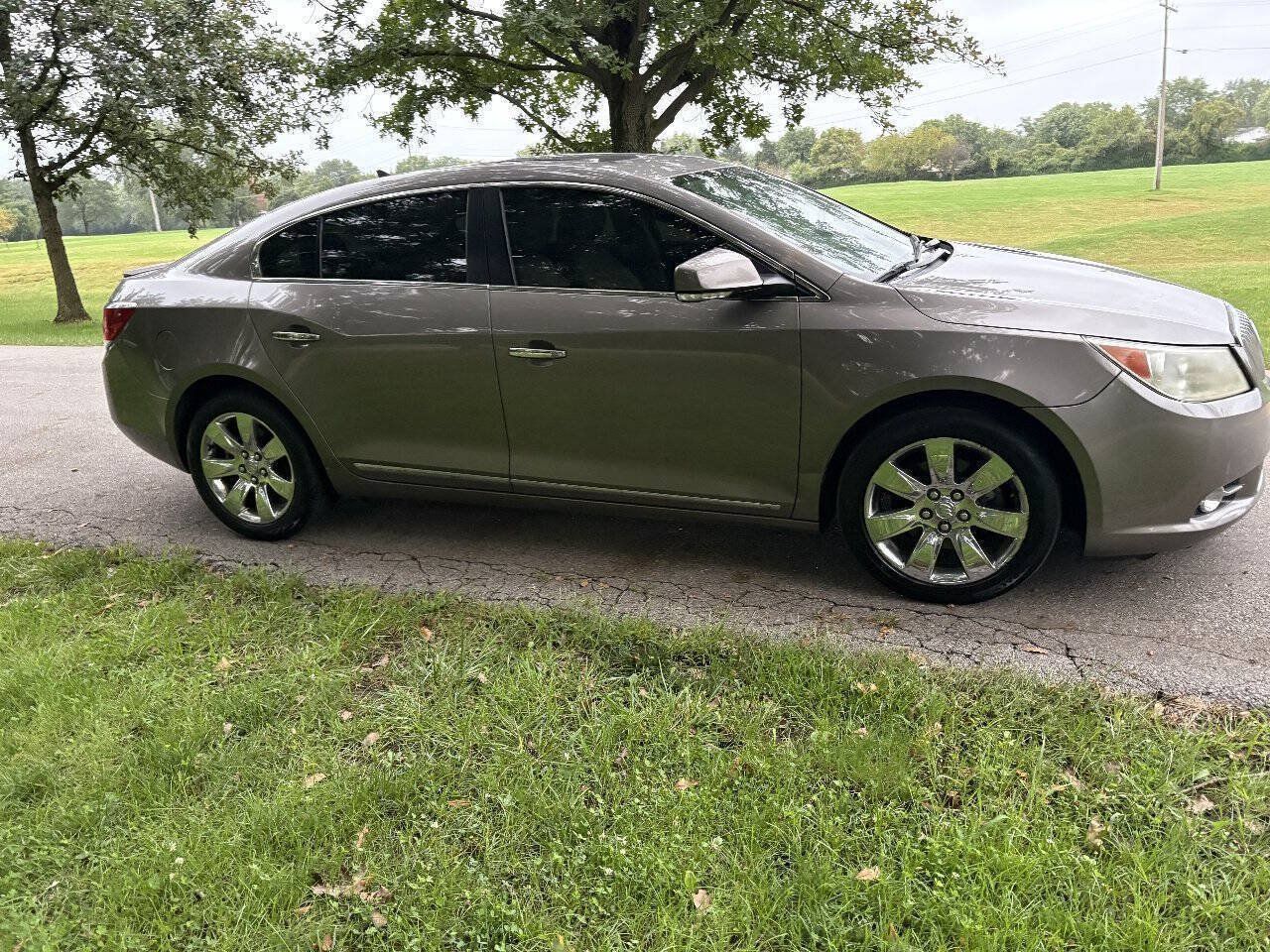 Used 2011 Buick LaCrosse CXL AWD/4WD image 11