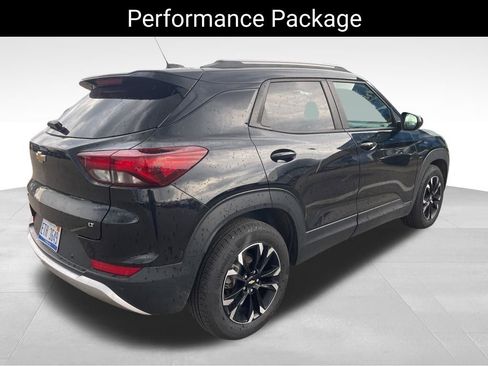 Used 2021 Chevrolet TrailBlazer LT w/ Sun and Liftgate Package FWD image 8