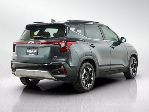 Used 2024 Kia Seltos EX AWD/4WD image 6