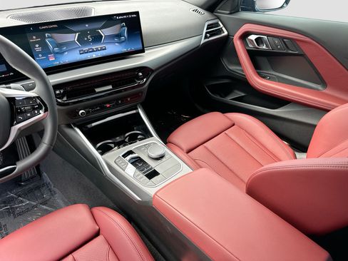 Used 2025 BMW 230i Coupe w/ Convenience Package RWD image 24