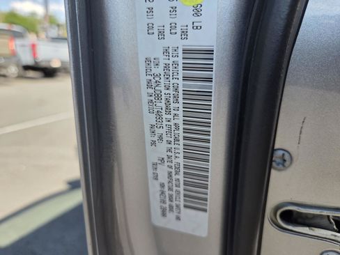 Used 2018 Jeep Compass Latitude w/ Popular Equipment Group AWD/4WD image 29
