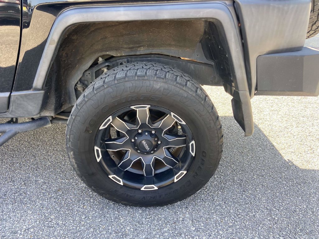 Used 2014 Toyota FJ Cruiser 4WD w/ Upgrade Package image 11