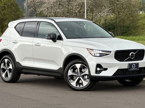 New 2026 Volvo XC40 B5 Plus w/ Protection Package Premier AWD/4WD image 1