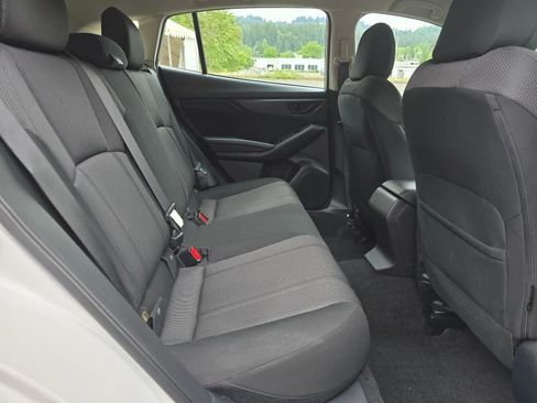 Used 2018 Subaru Impreza 2.0i Premium w/ Popular Package #2 AWD/4WD image 24