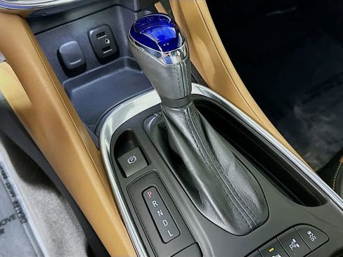 Used 2017 Chevrolet Volt Premier w/ Driver Confidence II Package image 20