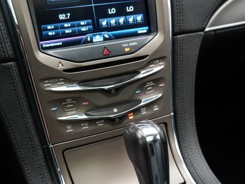 Used 2013 Lincoln MKX AWD image 29