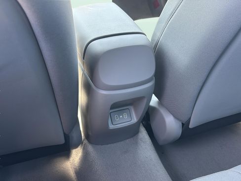 New 2026 Hyundai Elantra Sport FWD image 12