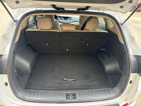 Used 2017 Hyundai Tucson SE FWD image 12