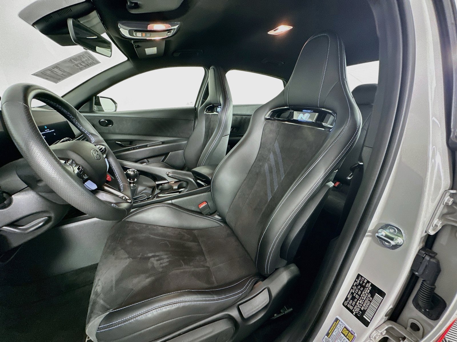 Used 2025 Hyundai Elantra N FWD image 21