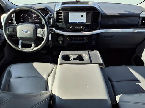 Used 2021 Ford F150 XL w/ Trailer Tow Package image 9