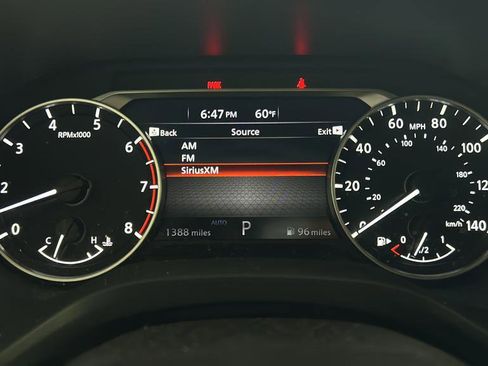 Used 2025 Nissan Rogue SV image 21