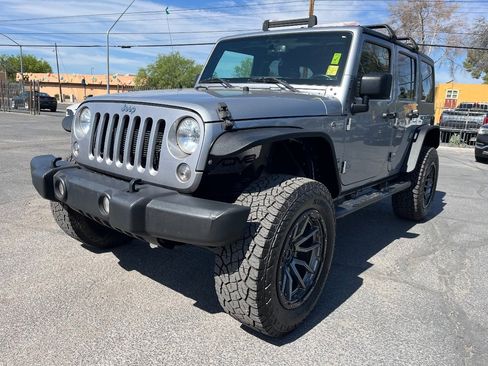 Used 2018 Jeep Wrangler Unlimited Sport S AWD/4WD image 11