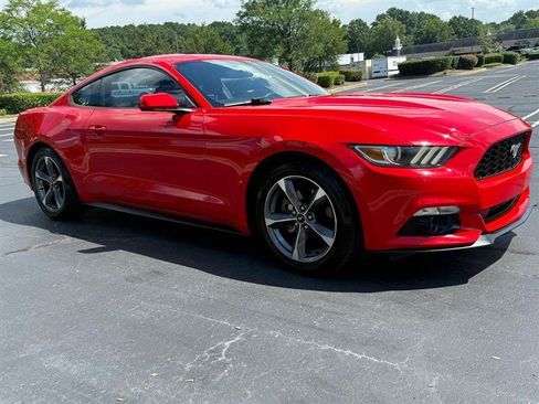 Used 2015 Ford Mustang Coupe w/ Equipment Group 051A RWD image 4