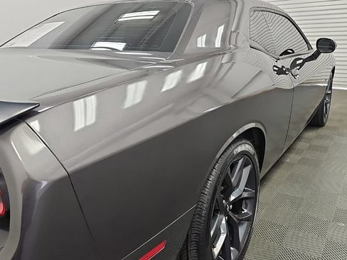 Used 2019 Dodge Challenger R/T w/ Driver Convenience Group RWD image 10