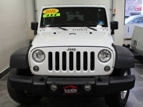 Used 2016 Jeep Wrangler Unlimited Sport w/ Quick Order Package 24S image 2