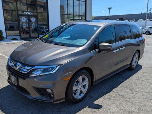 Used 2018 Honda Odyssey EX-L image 2