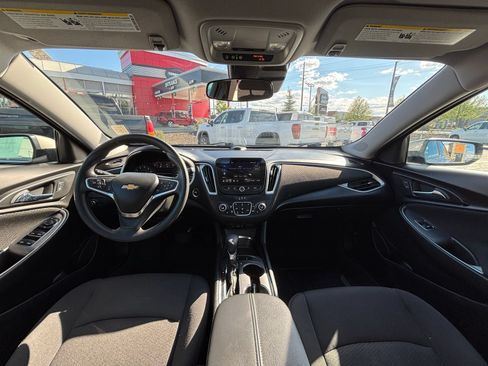 Used 2025 Chevrolet Malibu LT FWD image 20