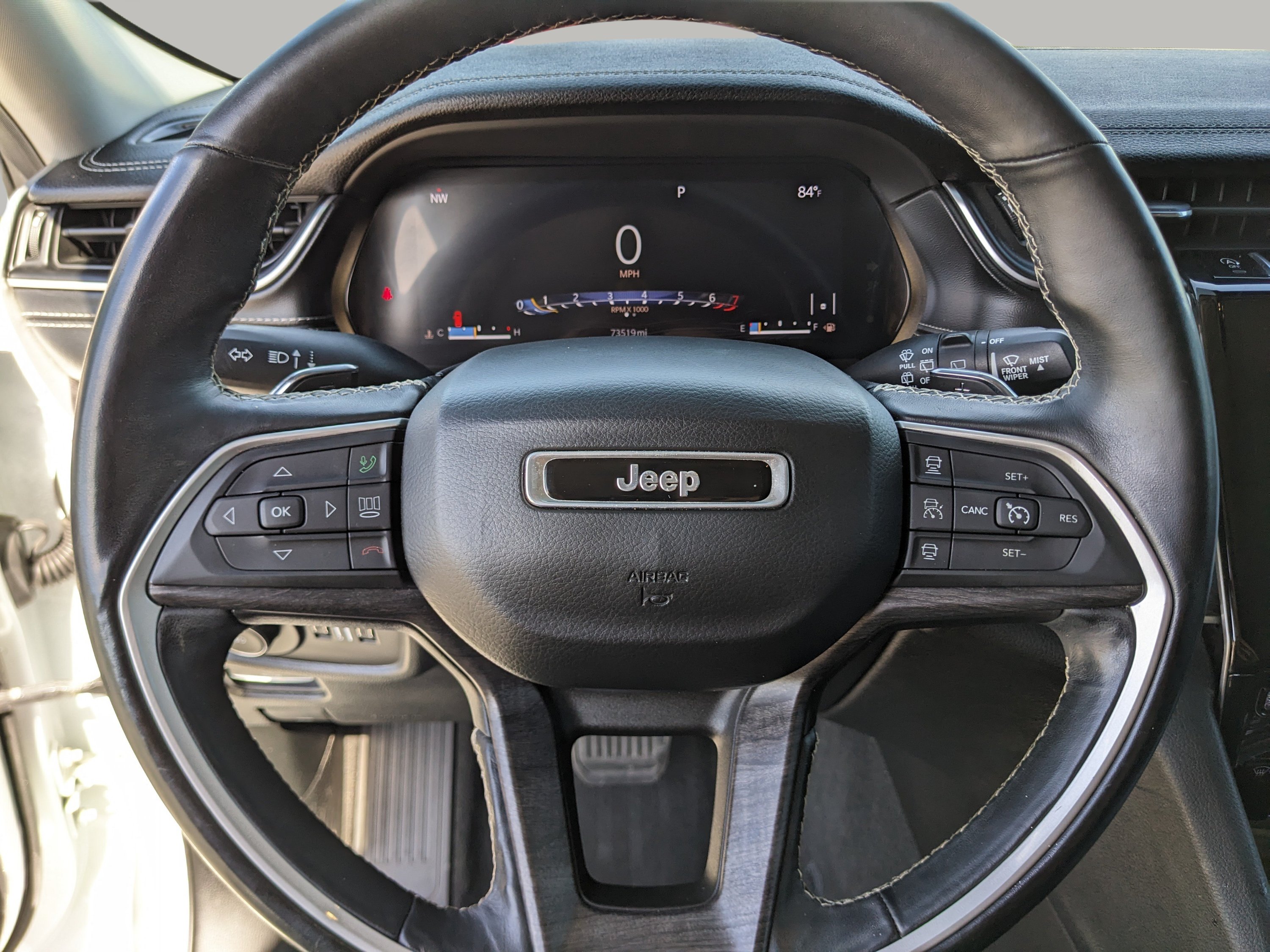 Used 2021 Jeep Grand Cherokee L Limited AWD/4WD image 34