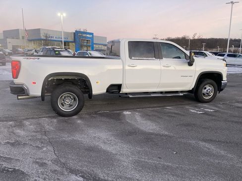 Used 2025 Chevrolet Silverado 3500 LT w/ All Star Edition image 8