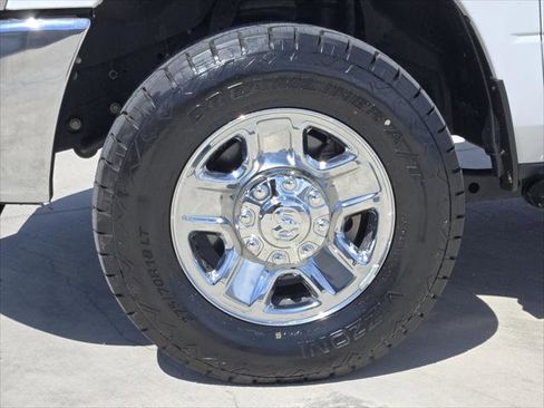 Certified 2024 RAM 2500 Tradesman w/ Chrome Appearance Group AWD/4WD image 14