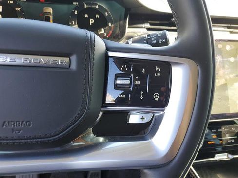 Used 2023 Land Rover Range Rover Long Wheelbase SE AWD/4WD image 44