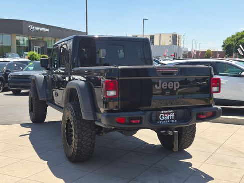 Used 2021 Jeep Gladiator Rubicon w/ Trailer Tow Package AWD/4WD image 7
