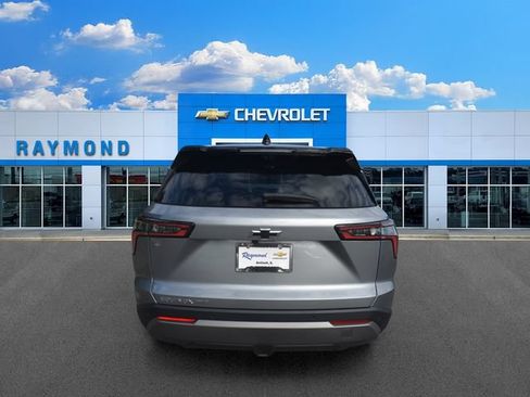 Used 2026 Chevrolet Equinox LT w/ Convenience Package II AWD/4WD image 4