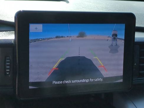 Used 2023 Ford Explorer XLT image 23