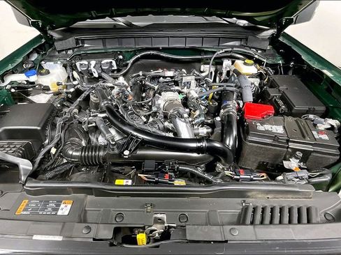 Used 2023 Ford Bronco Wildtrak image 9