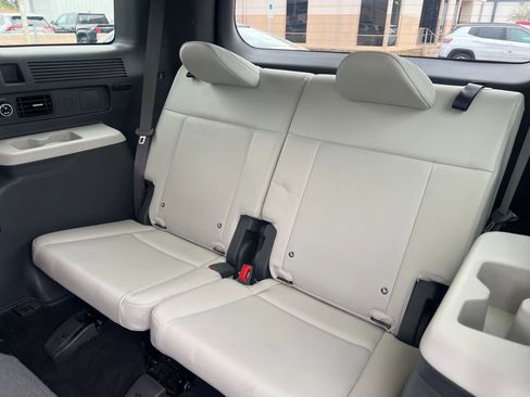 Used 2025 Hyundai Santa Fe SEL image 30