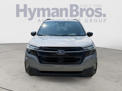 Certified 2025 Subaru Forester Touring w/ Protection Package AWD/4WD image 9