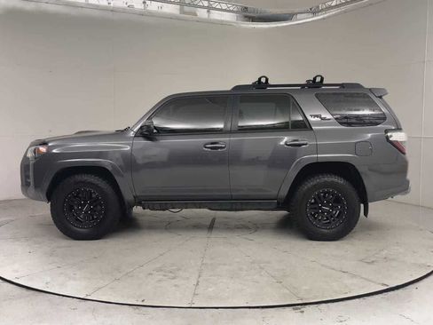Used 2020 Toyota 4Runner TRD Off-Road AWD/4WD image 5