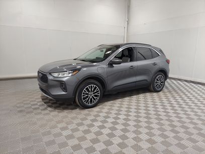 Used 2024 Ford Escape SE w/ Class II Trailer Tow Package