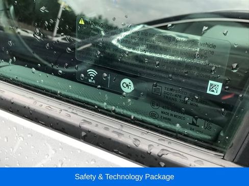 Used 2025 Chevrolet Equinox LT w/ Convenience Package II FWD image 3