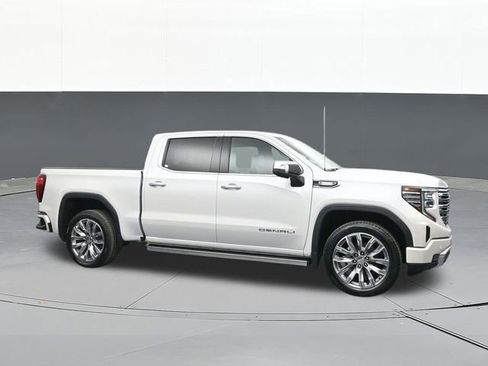 Used 2024 GMC Sierra 1500 Denali w/ Denali Reserve Package image 19