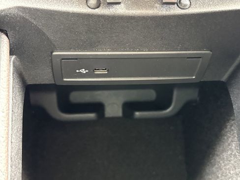 Certified 2020 Mercedes-Benz GLE 350 image 25