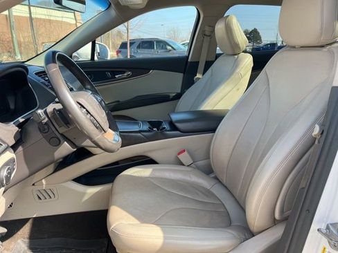 Used 2020 Lincoln Nautilus Reserve AWD/4WD image 23