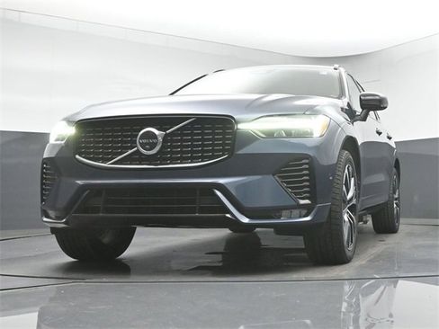 Used 2023 Volvo XC60 B5 Ultimate w/ Protection Package Premier image 39