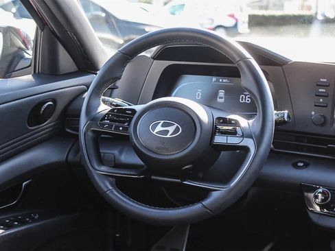 Certified 2025 Hyundai Elantra Sport w/ Cargo Package image 19