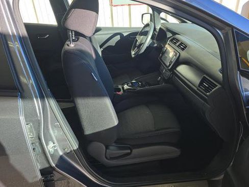 Used 2024 Nissan Leaf SV Plus image 6
