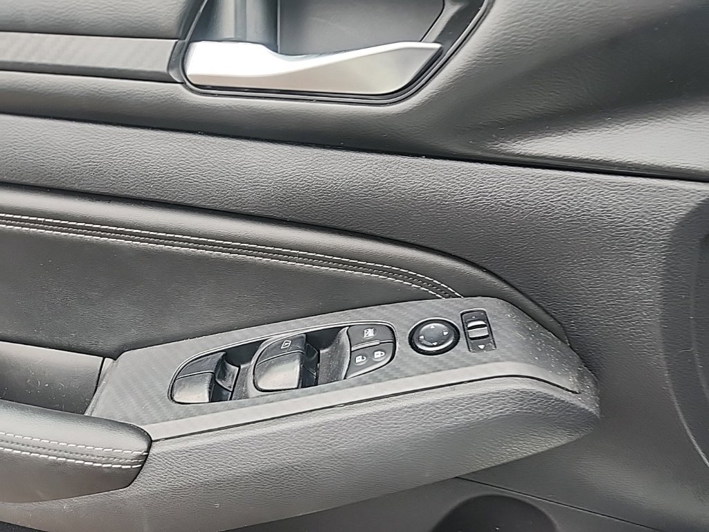 Used 2020 Nissan Altima 2.5 S FWD image 24