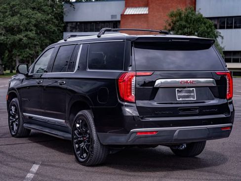 Used 2024 GMC Yukon XL Denali AWD/4WD image 3